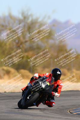 media/Mar-12-2022-SoCal Trackdays (Sat) [[152081554b]]/Turn 2 (1145am)/